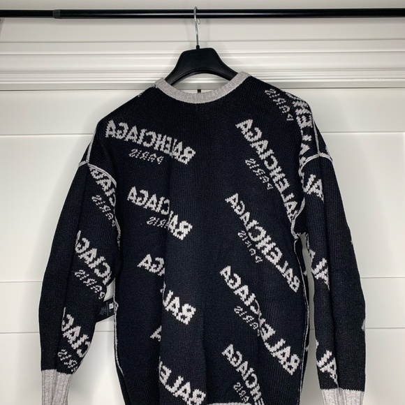 Balenciaga Gray and Black Diagonal Logo Sweater - Picture 6 of 7